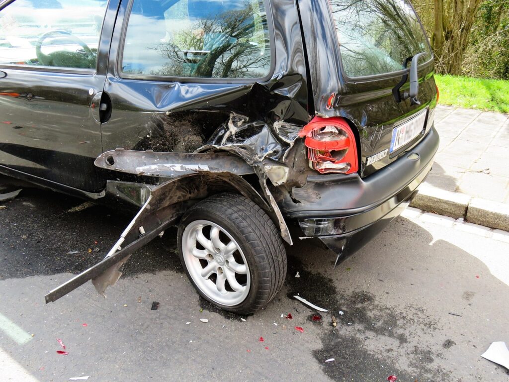 accident, automobile, damage, vehicle, broken, total damage, traffic accident, police, accident vehicle, emergency, workshop, accident car, car tire, car accident, accident, car accident, car accident, car accident, car accident, car accident
